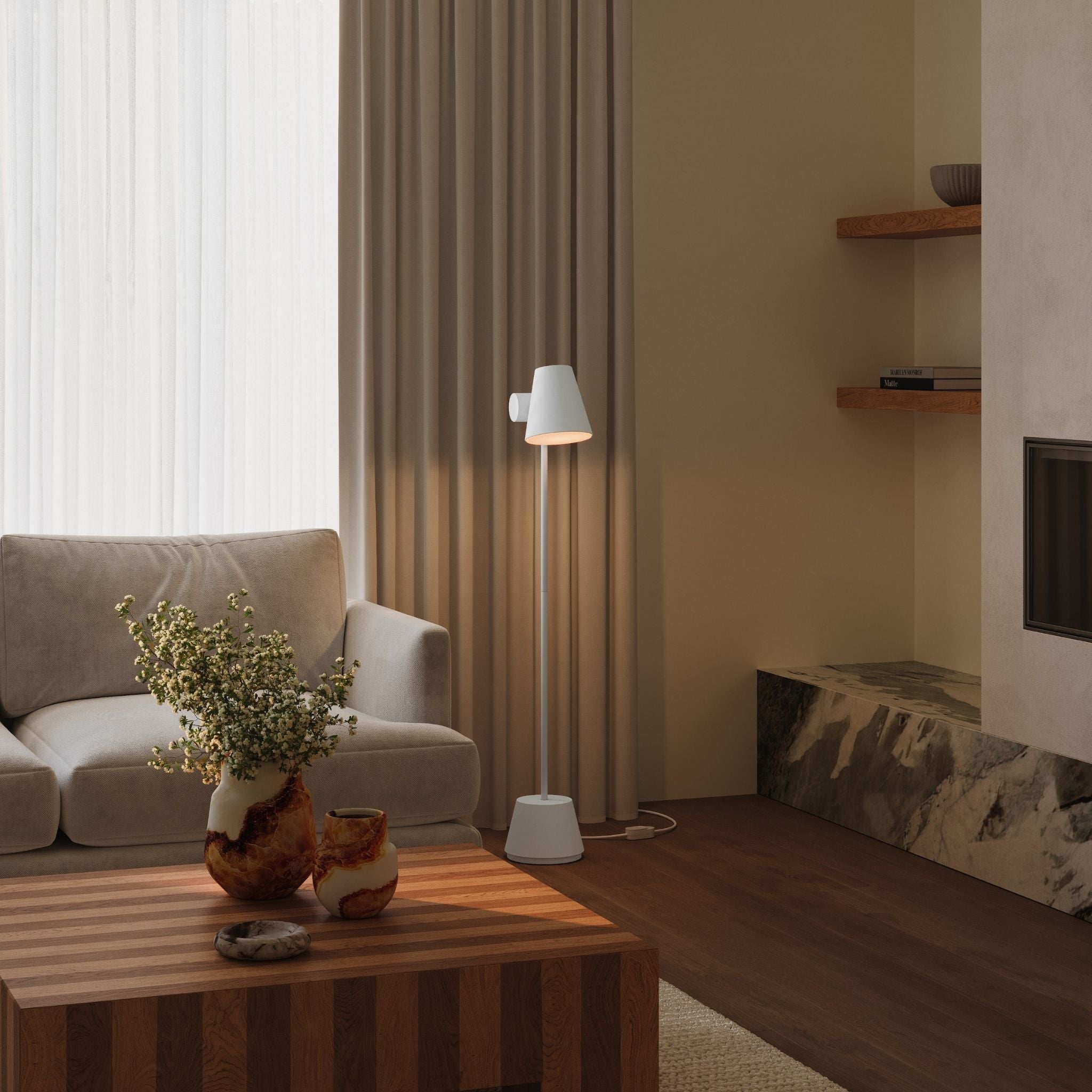 Aim Floor Light - Valley Variety- Gantri