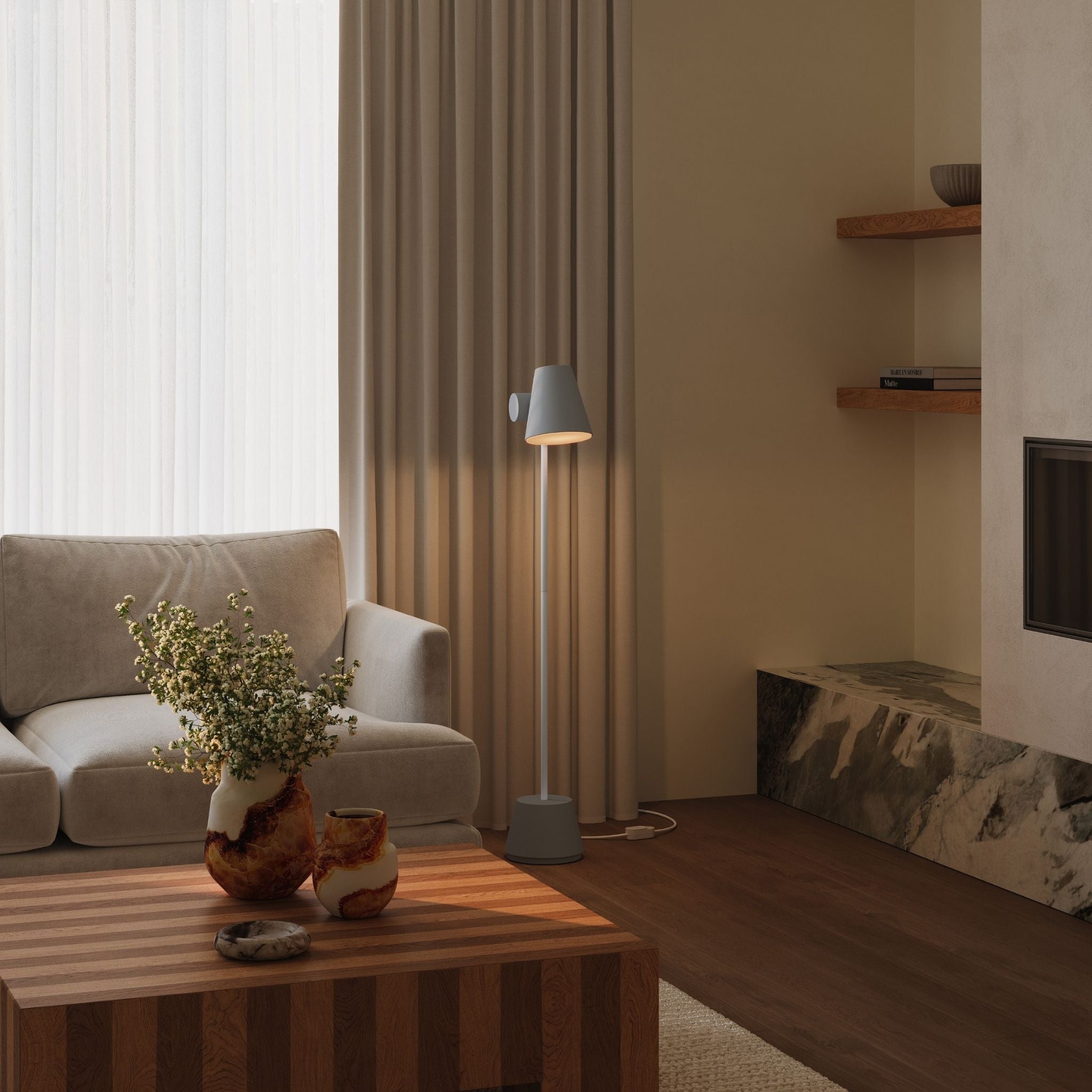 Aim Floor Light - Valley Variety- Gantri
