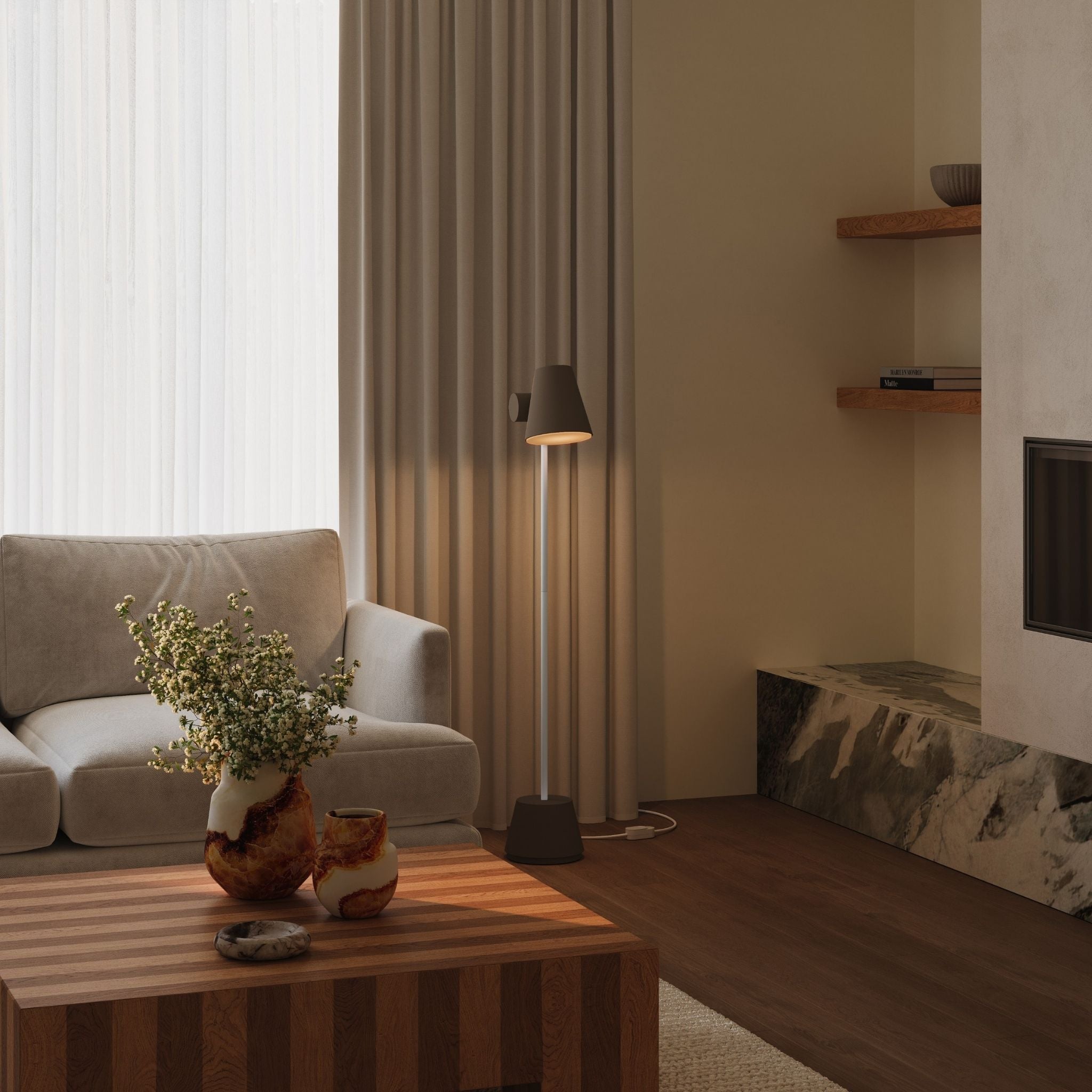 Aim Floor Light - Valley Variety- Gantri