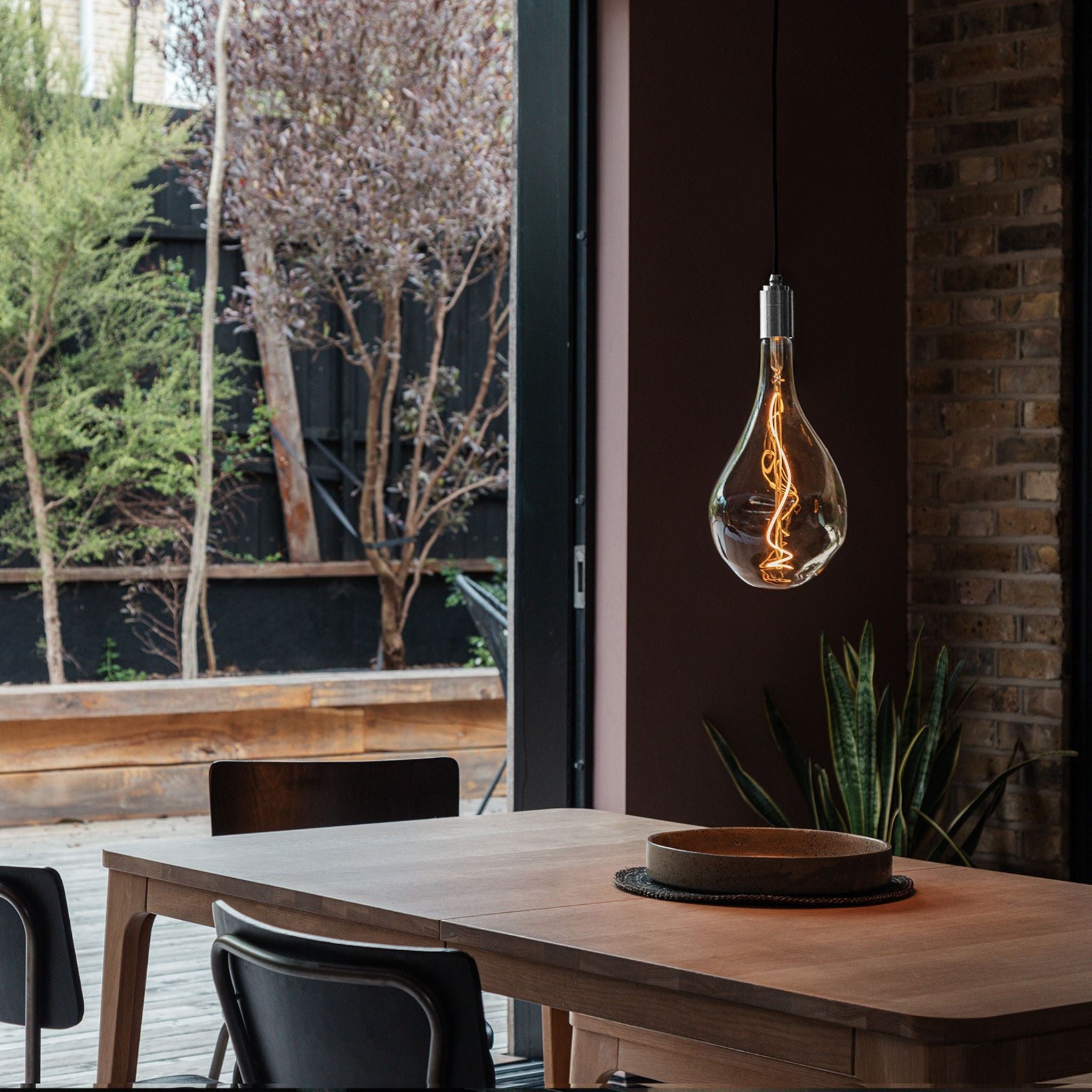 Pendant with Voronoi Bulb - Valley Variety - Tala