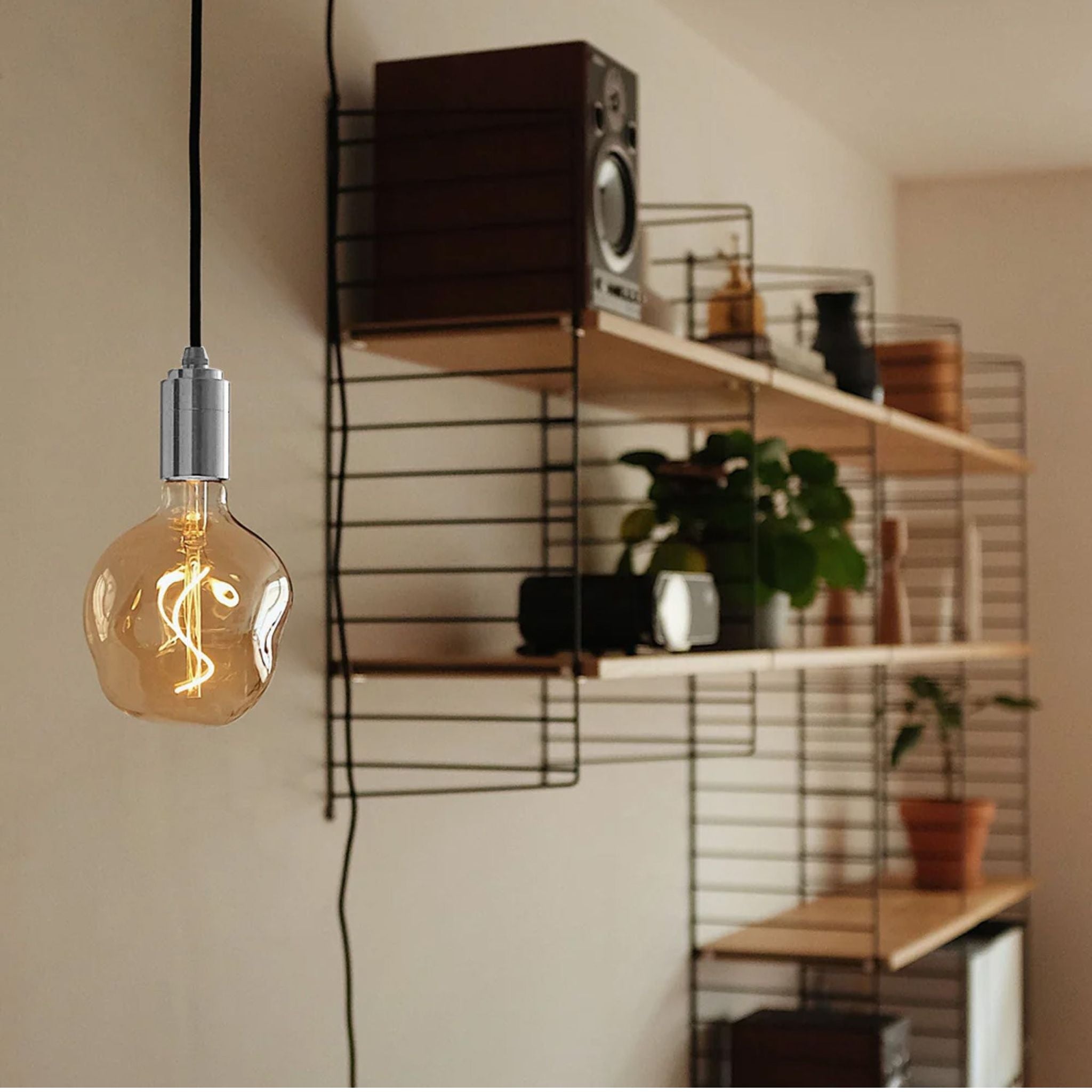 Pendant with Voronoi Bulb - Valley Variety - Tala