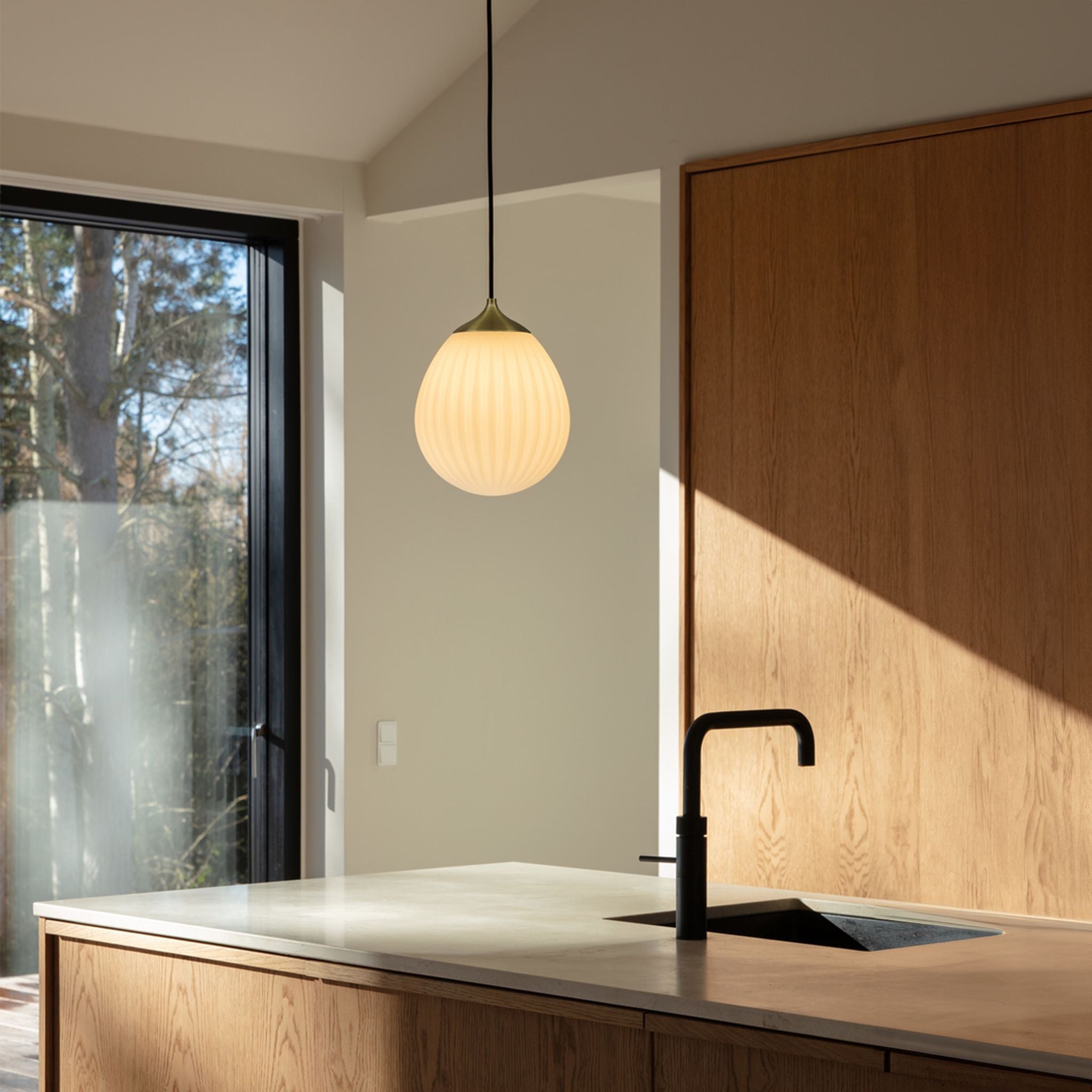 Around the World Pendant - Valley Variety - Umage