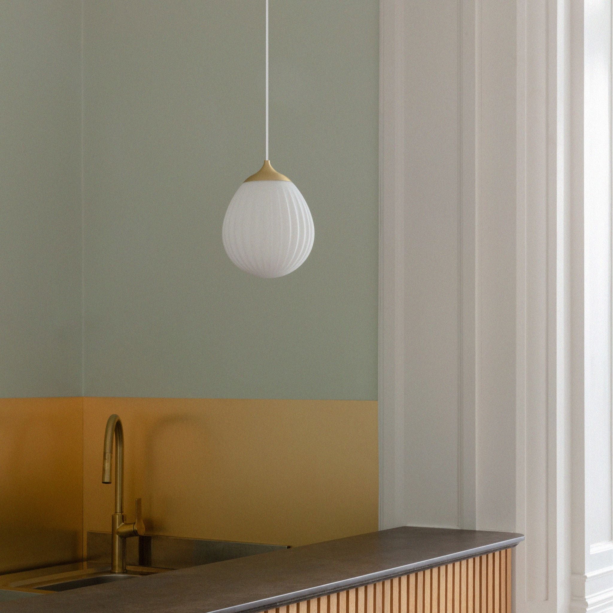 Around the World Pendant - Valley Variety - Umage