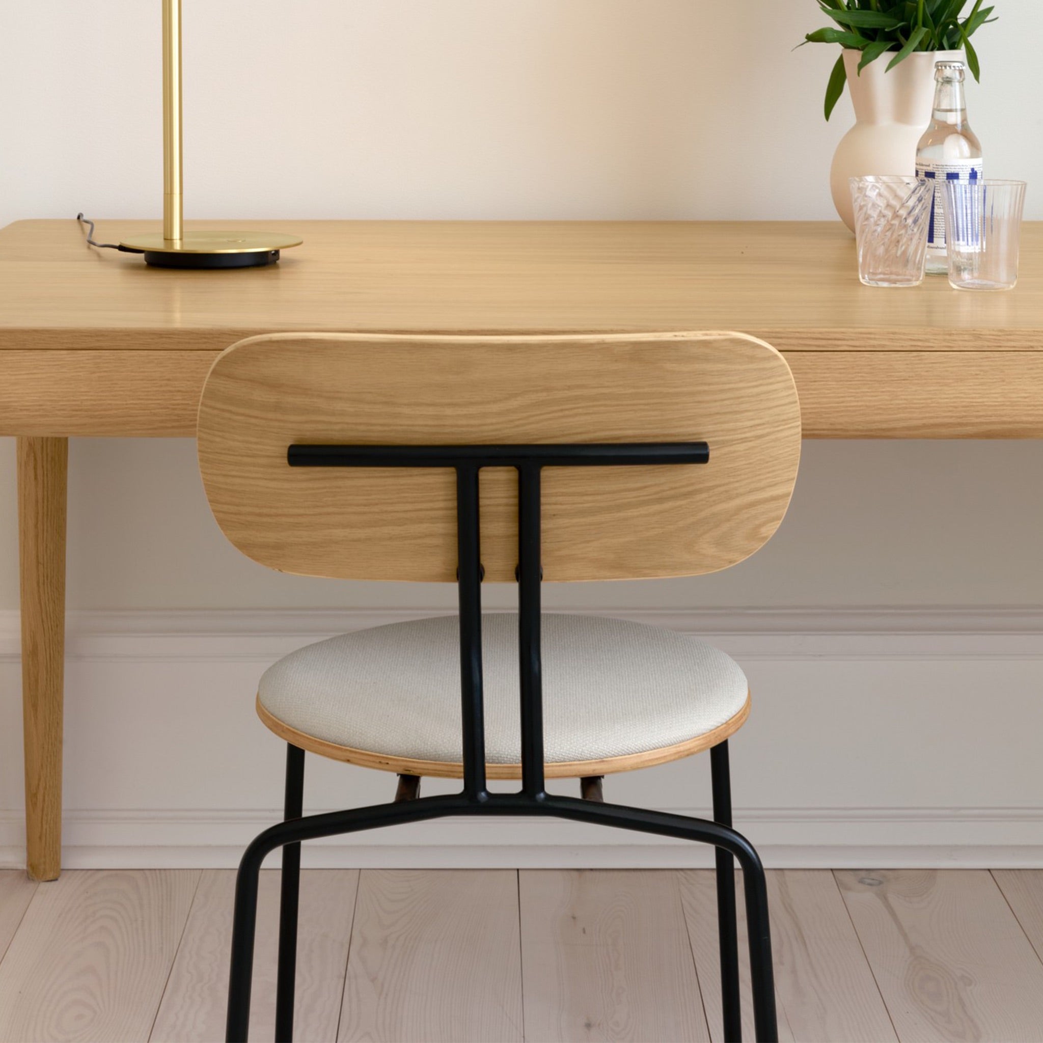 Curious Chair - Valley Variety - Umage