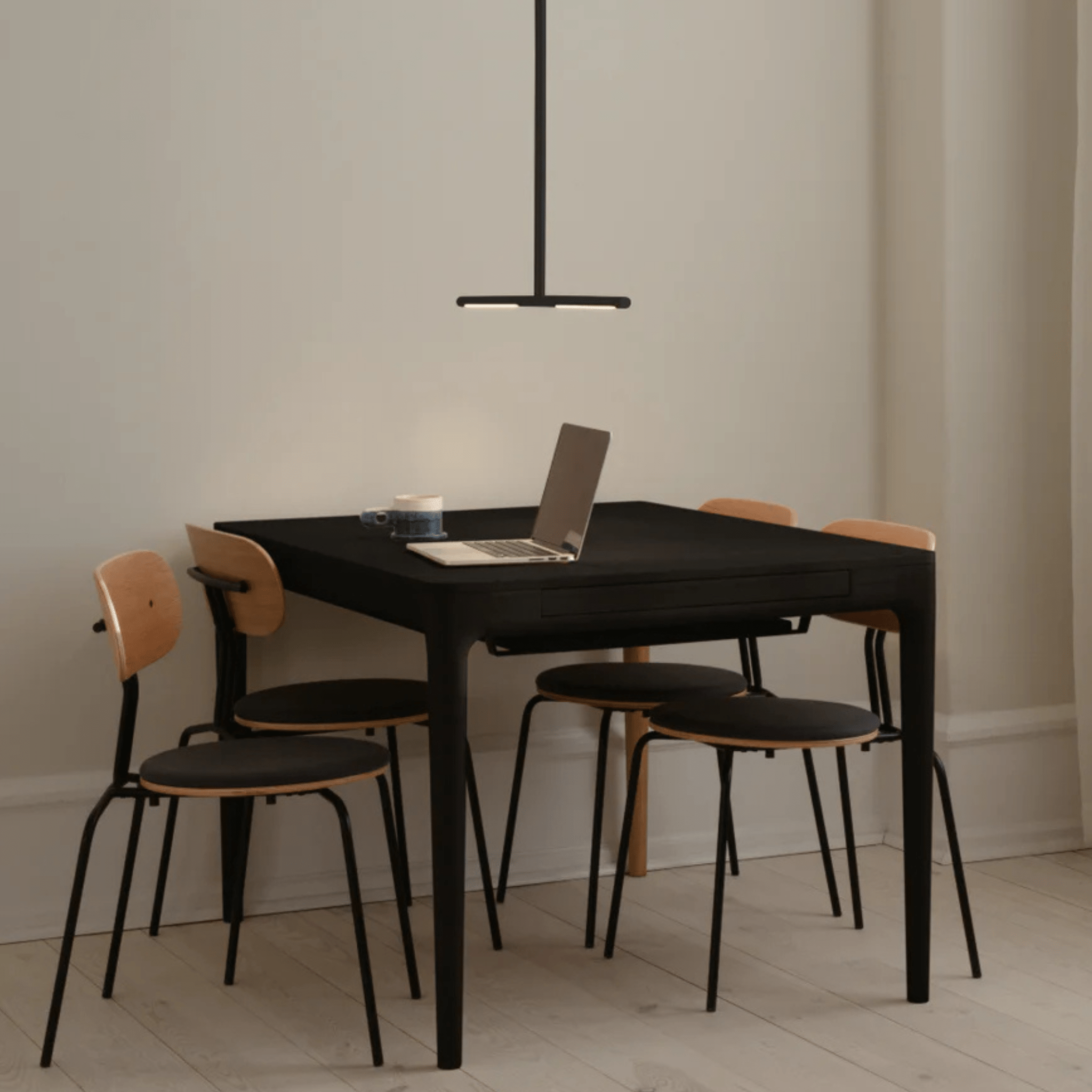 Heart'n'Soul Dining Table - Valley Variety - Umage